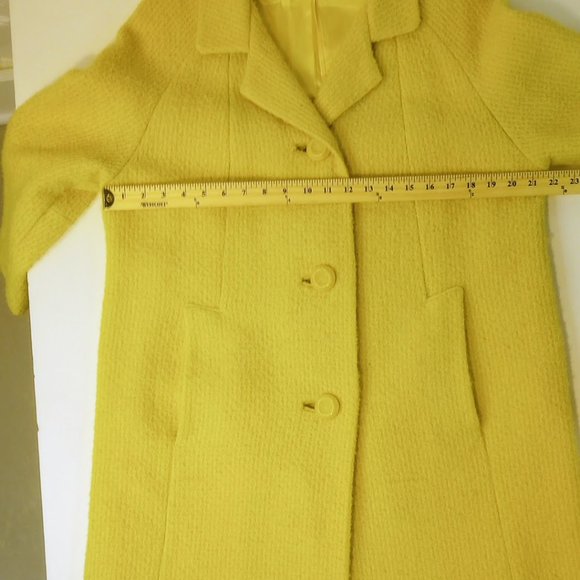 Vintage Yellow Wool Coat, Size 8-10 - Picture 7 of 9
